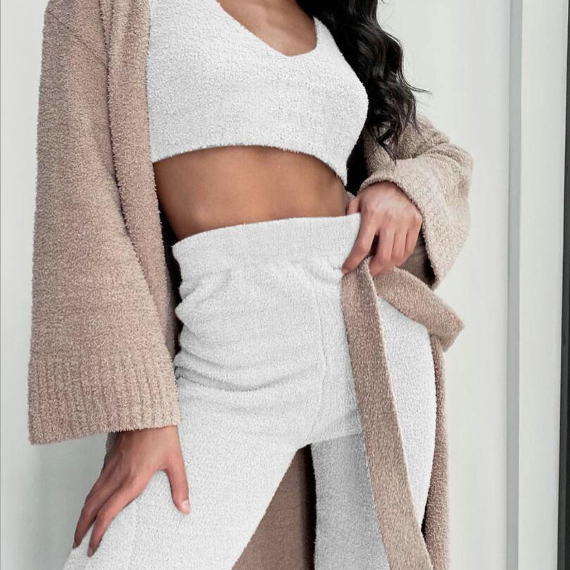 Ensemble 3 Pièces Femme – Crop Top, Short à Cordon & Gilet Long en Velours Doux