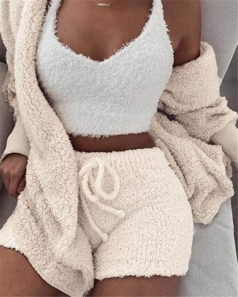 Ensemble 3 Pièces Femme – Crop Top, Short à Cordon & Gilet Long en Velours Doux
