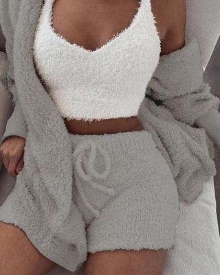 Ensemble 3 Pièces Femme – Crop Top, Short à Cordon & Gilet Long en Velours Doux