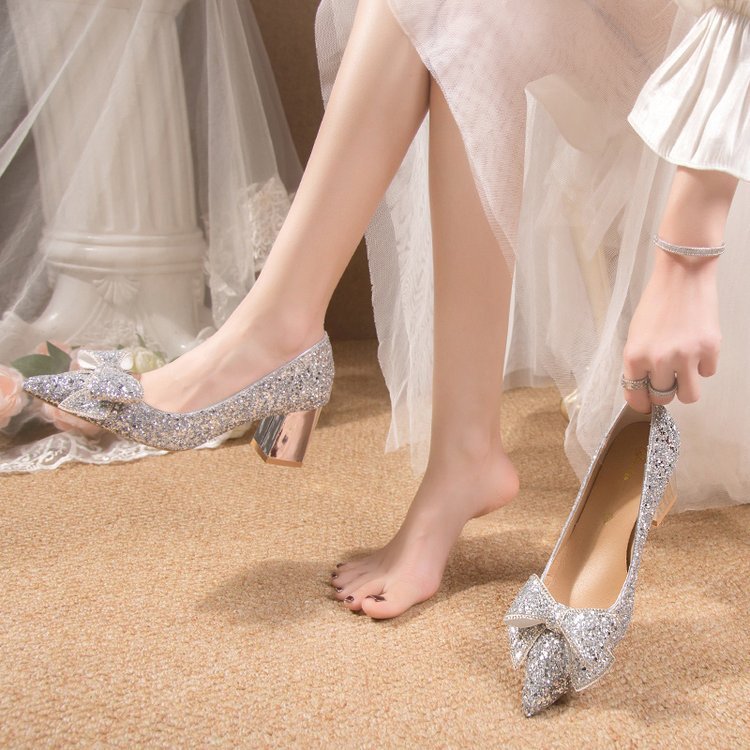Escarpins Femme à Paillettes – Talon Épais, Bout Pointu & Style Xiuhe Mariage